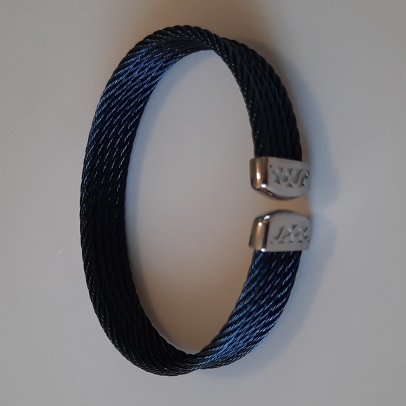 Navy Blue Steel Cable Bracelet 💙 - Picture 1 of 6